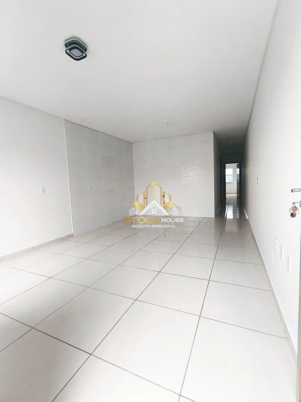 Imagens do imóveis CASA GEMINADA PLANTA BAIXA