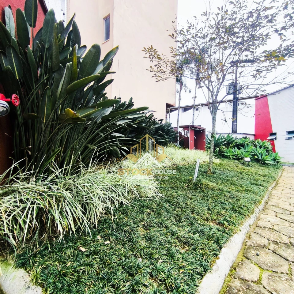APARTAMENTO SEMI MOBILIADO 3 QUARTOS BAIRRO AMÉRICA