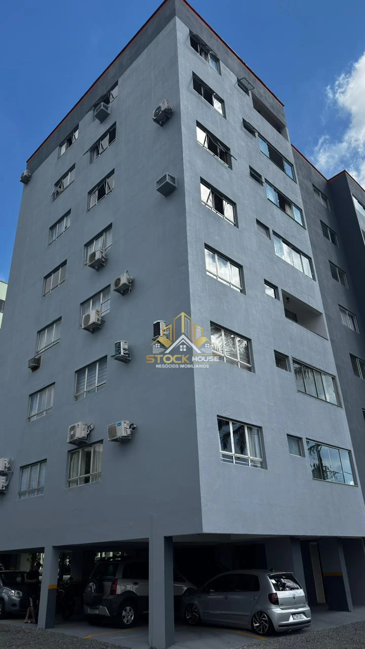 APARTAMENTO COM 2 QUARTOS A VENDA EM JOINVILLE