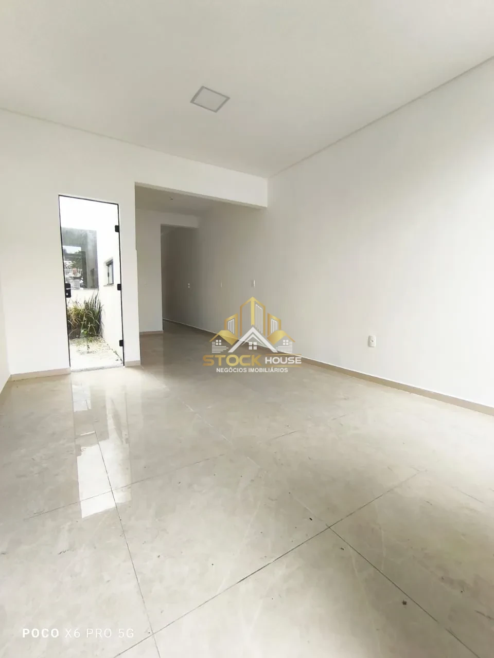 Imagens do imóveis CASA GEMINADA NA ZONA SUL