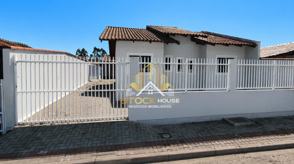 Imagens do imóveis CASA ESCRITURADA À VENDA