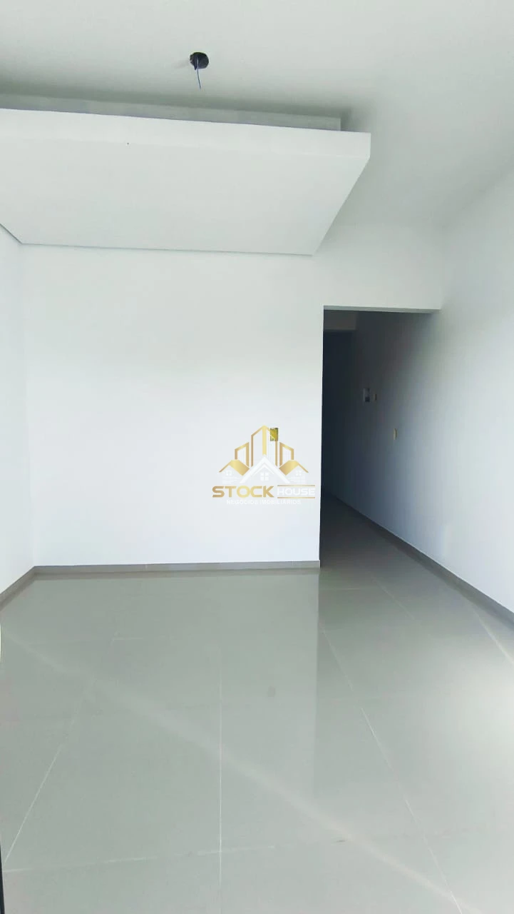 Sobrado geminado na praia