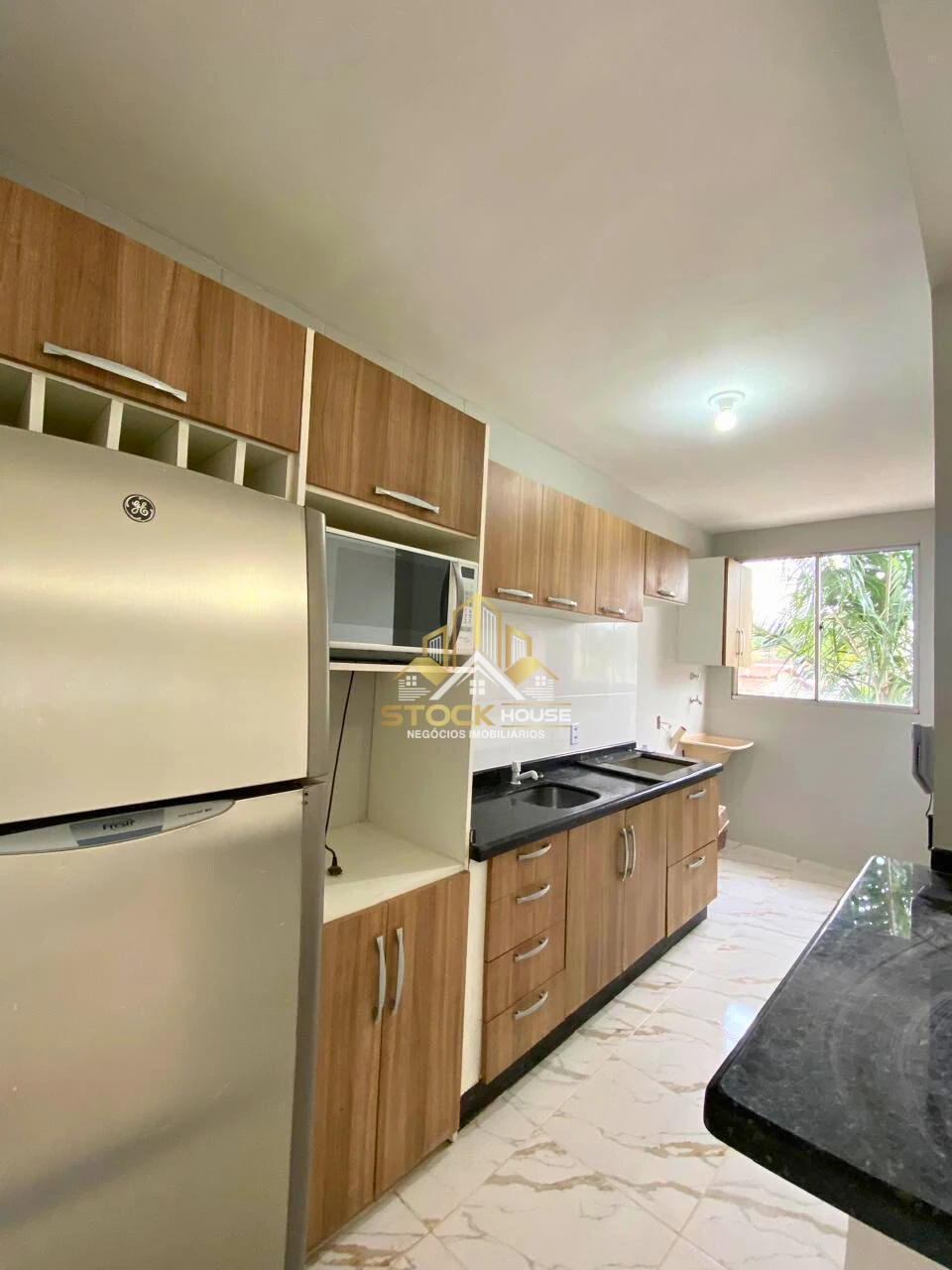 APARTAMENTO SEMI MOBILIADO, 2 QUARTOS, A VENDA EM JOINVILLE