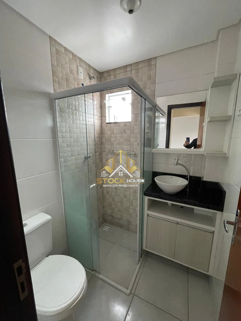 APARTAMENTO SEMI  MOBILIADO, 2 QUARTOS, A VENDA EM JOINVILLE