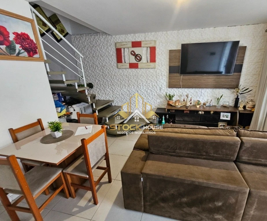 SOBRADO GEMINADO