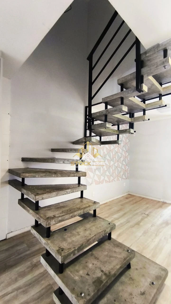 Imagens do imóveis SOBRADO GEMINADO PARA ALUGAR