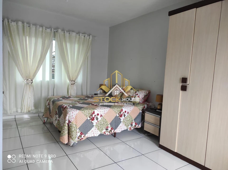 Imagens do imóveis SOBRADO COM 1 SUÍTE + 2 QUARTOS