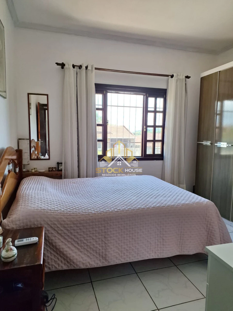Imagens do imóveis CASA ESCRITURADA COM PISCINA