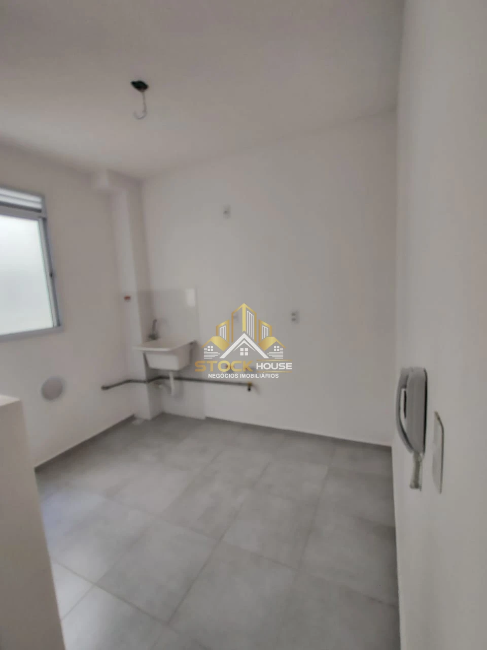 APARTAMENTO 2 QUARTOS, A VENDA EM JOINVILLE