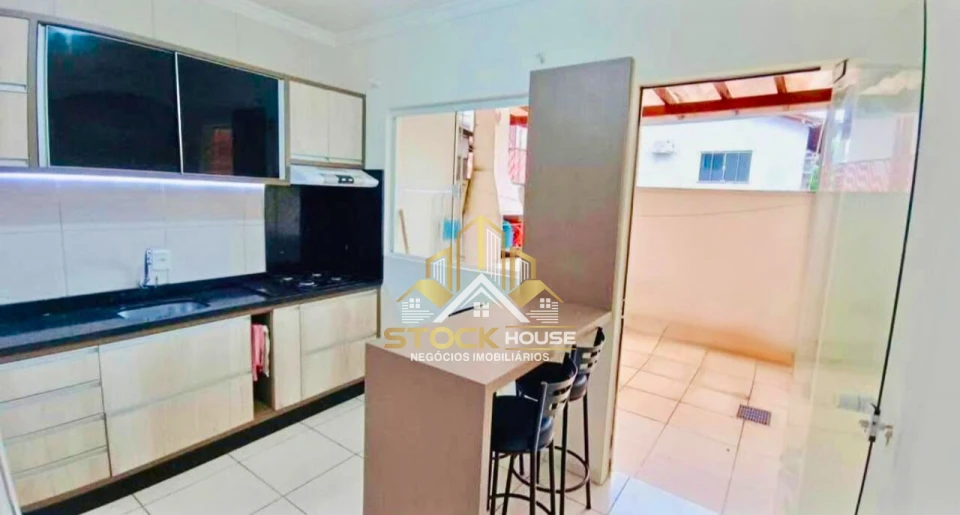 Imagens do imóveis SOBRADO GEMINADO SEMI MOBILIADO, 2 QUARTOS, A VENDA EM JOINVILLE