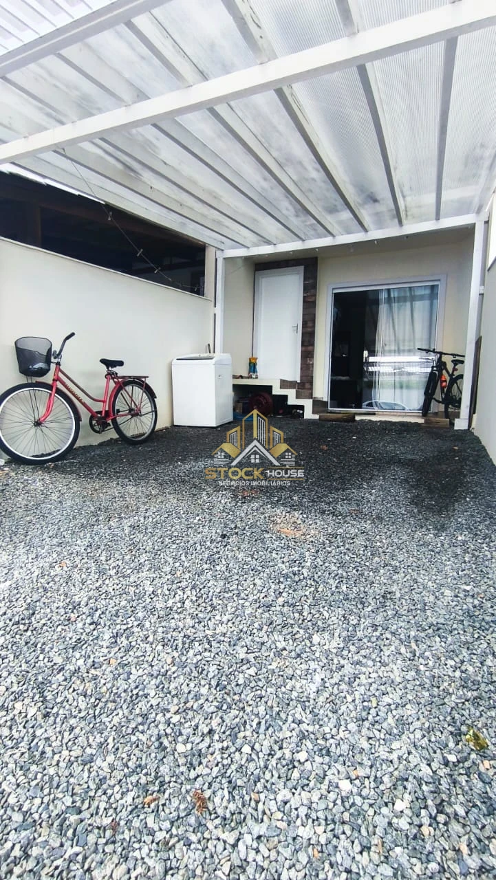 Casa Geminada À Venda Espinheiros Joinville