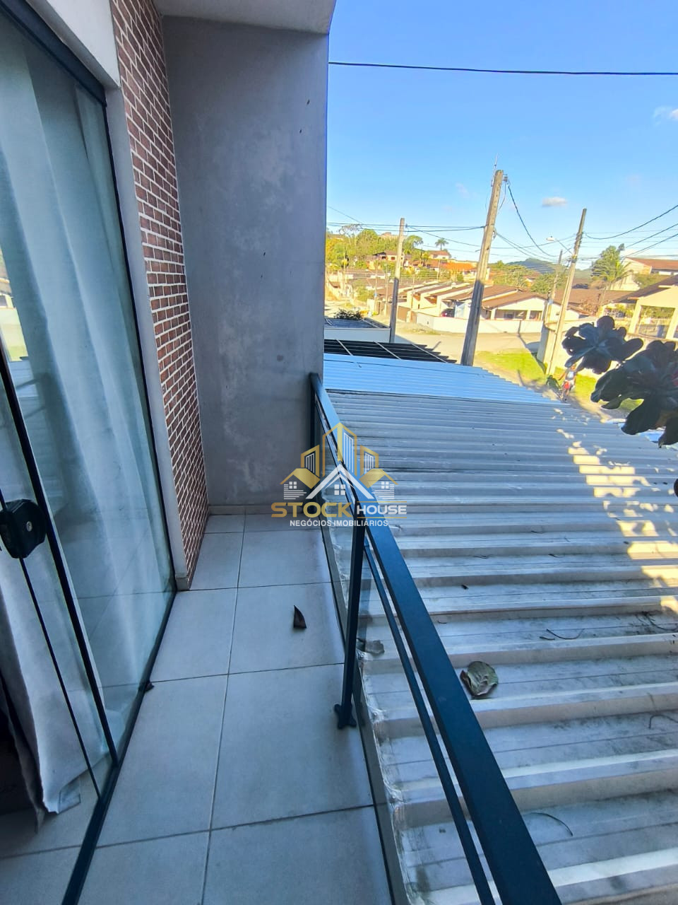 Imagens do imóveis SOBRADO GEMINADO SEMI MOBILIADO 2 QUARTOS BAIRRO BOEHMERWALD