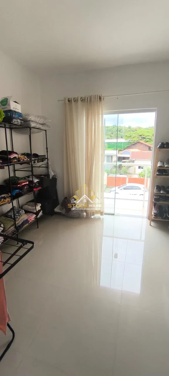 Imagens do imóveis SOBRADO GEMINADO NO PROFIPO