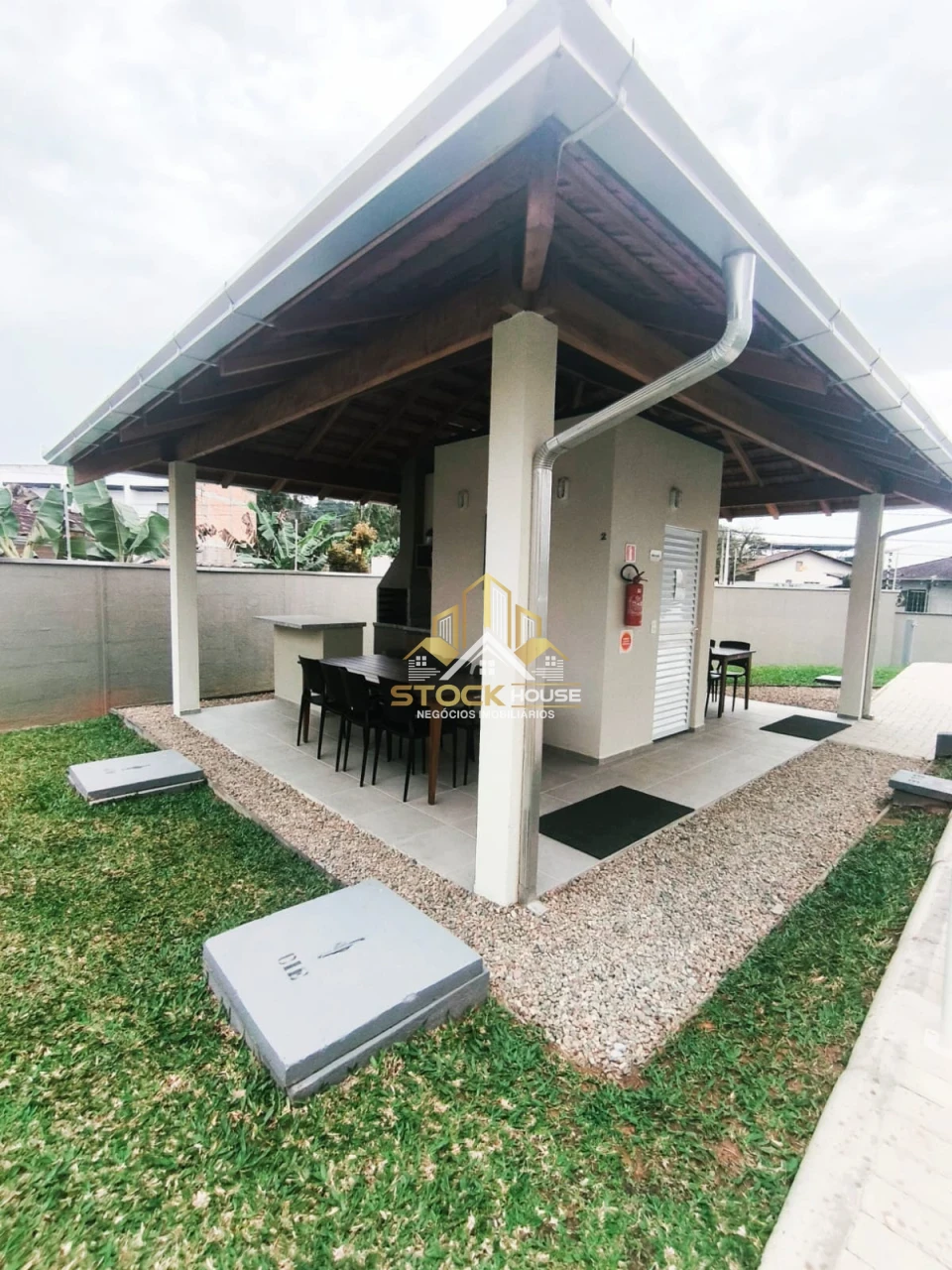 APARTAMENTO MOBILIADO NA ZONA SUL