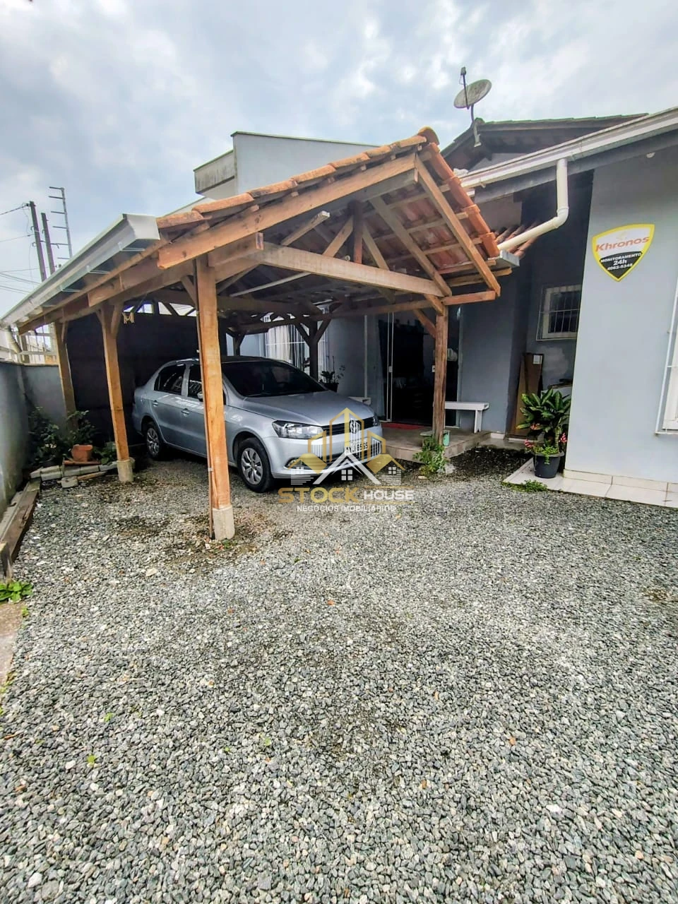 CASA DE ESQUINA NA ZONA SUL