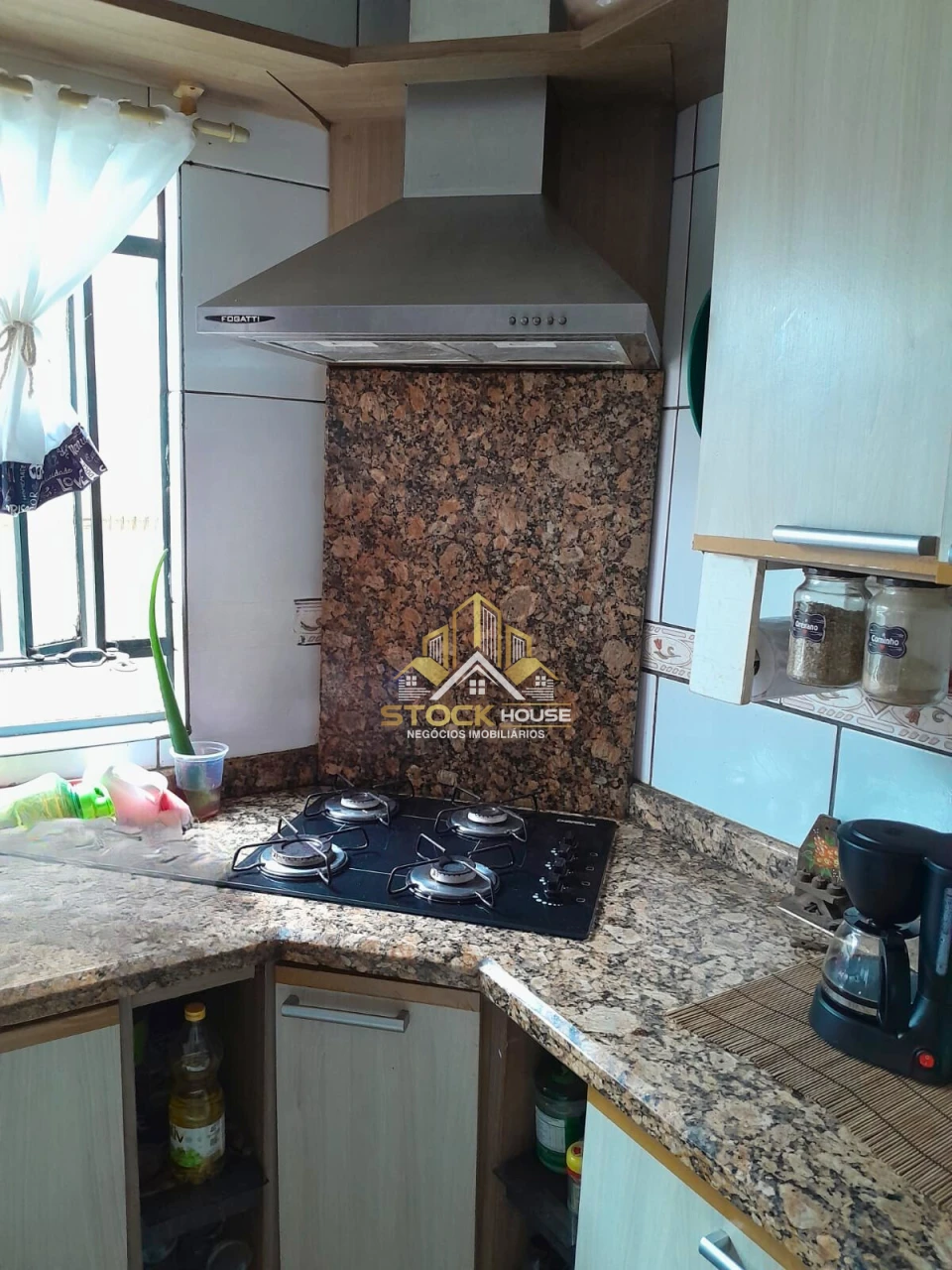 Imagens do imóveis CASA AVERBADA, 3 QUARTOS, SEMI MOBILIADA,  A VENDA EM JOINVILLE