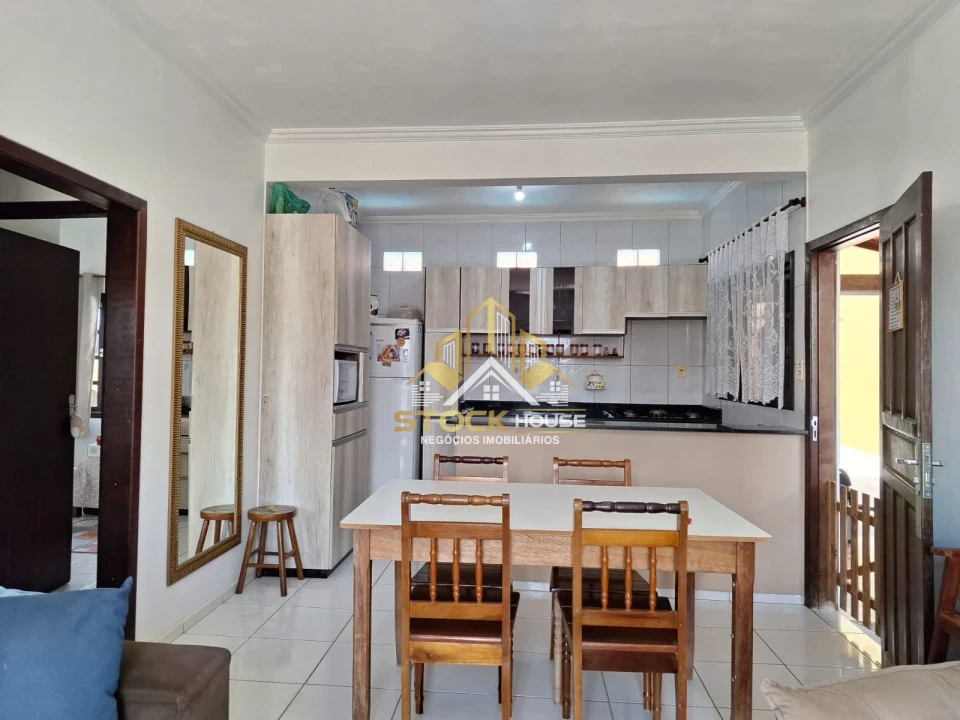Imagens do imóveis CASA ESCRITURADA COM PISCINA