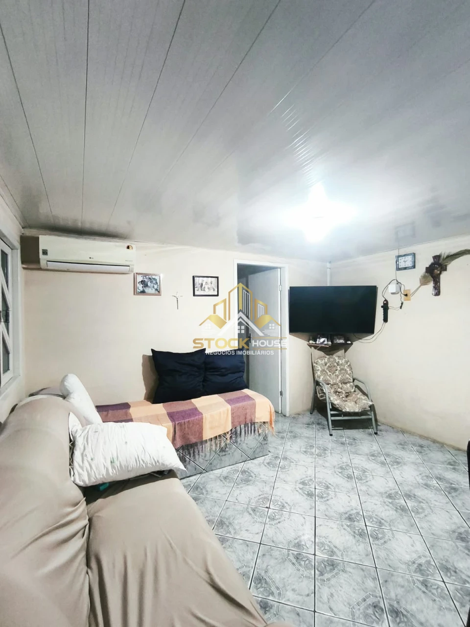 Imagens do imóveis CASA ESCRITURADA GUANABARA