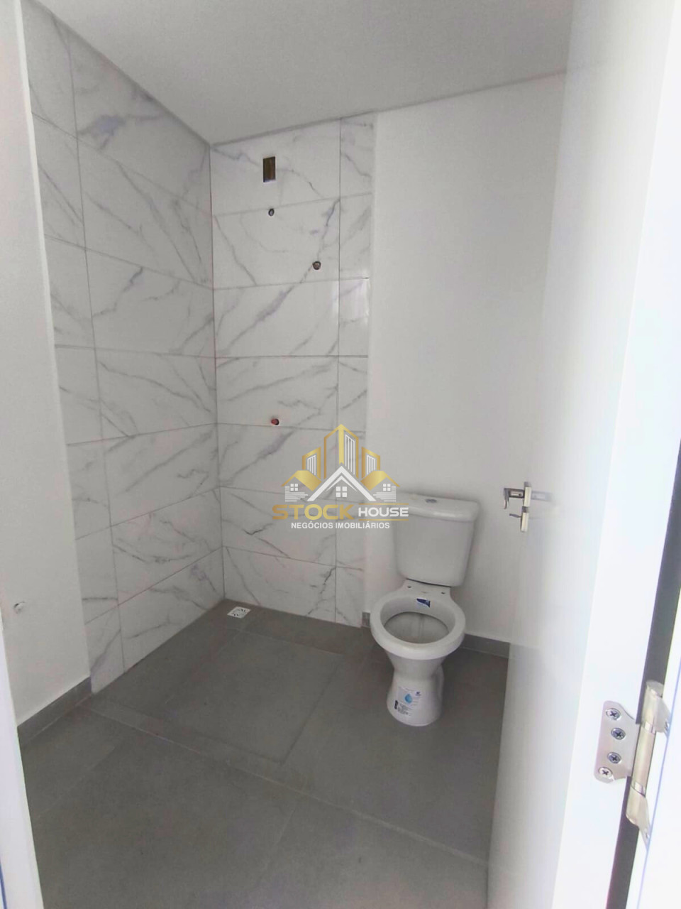 Imagens do imóveis SOBRADO GEMINADO NOVO 2 SUÍTES BAIRRO NOVA BRASILIA