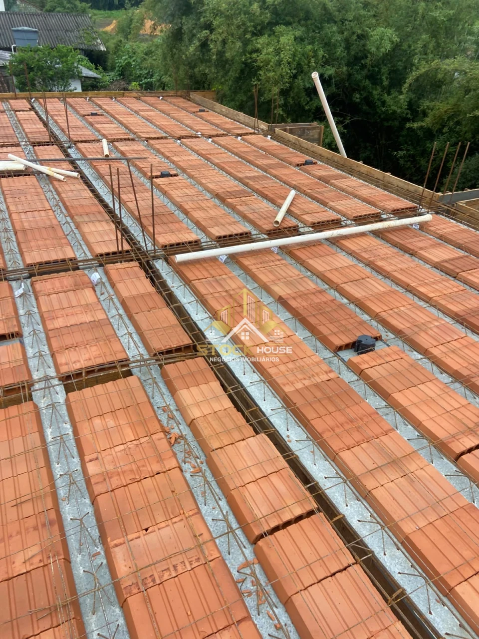 LANÇAMENTO SOBRADO GEMINADO À VENDA