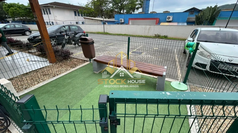 Imagens do imóveis Apartamento com condomínio completo