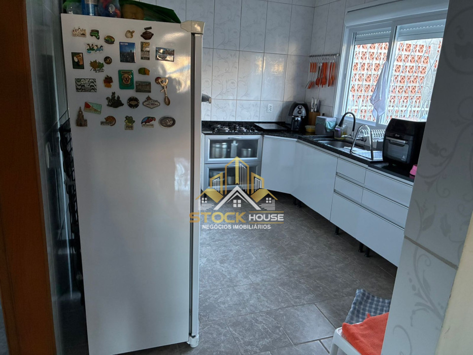 Imagens do imóveis LINDA CASA COM 1 SUÍTE + 2 QUARTOS BAIRRO MORRO DO MEIO