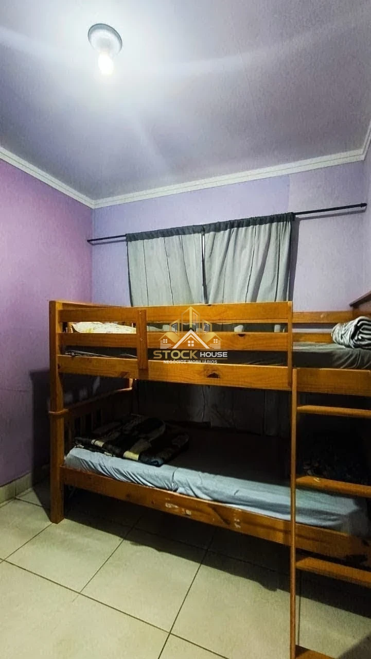 CASA GEMINADA EM ARAQUARI