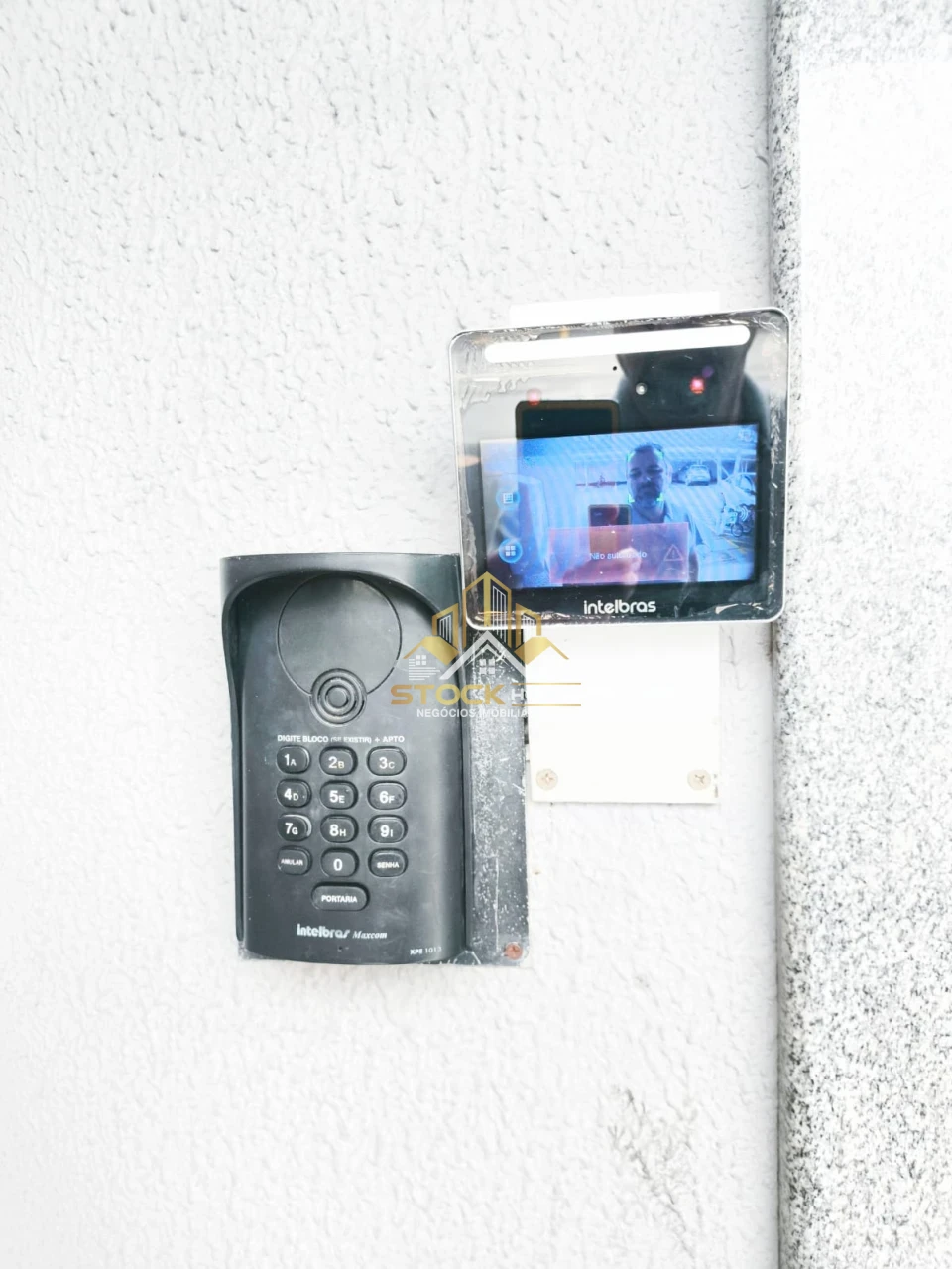 Imagens do imóveis APARTAMENTO SEMI MOBILIADO