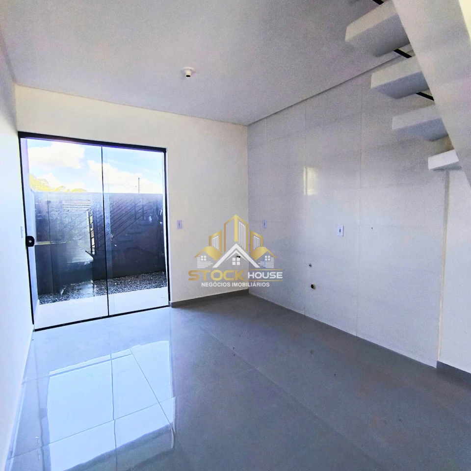 SOBRADO GEMINADO COM 2 SUÍTES, A VENDA EM JOINVILLE