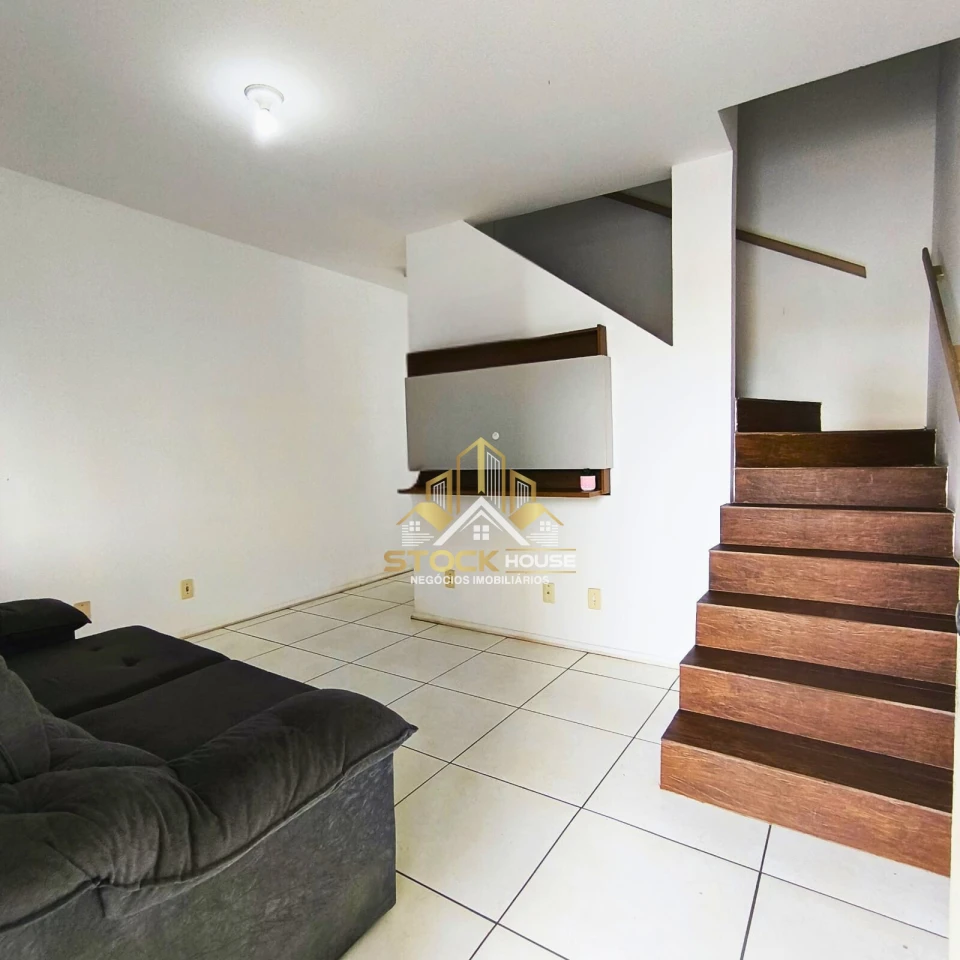 SOBRADO GEMINADO 2 QUARTOS A VENDA EM JOINVILLE