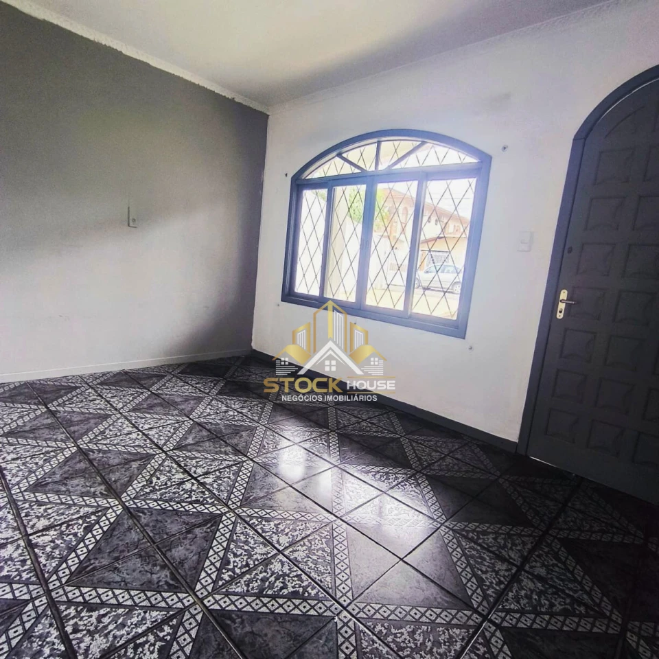 Imagens do imóveis CASA AVERBADA, SUÍTE + 2 QUARTOS, A VENDA EM JOINVILLE