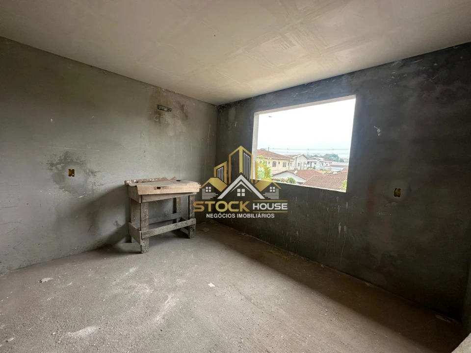 SOBRADO GEMINADO NOVO COM 2 SUÍTES