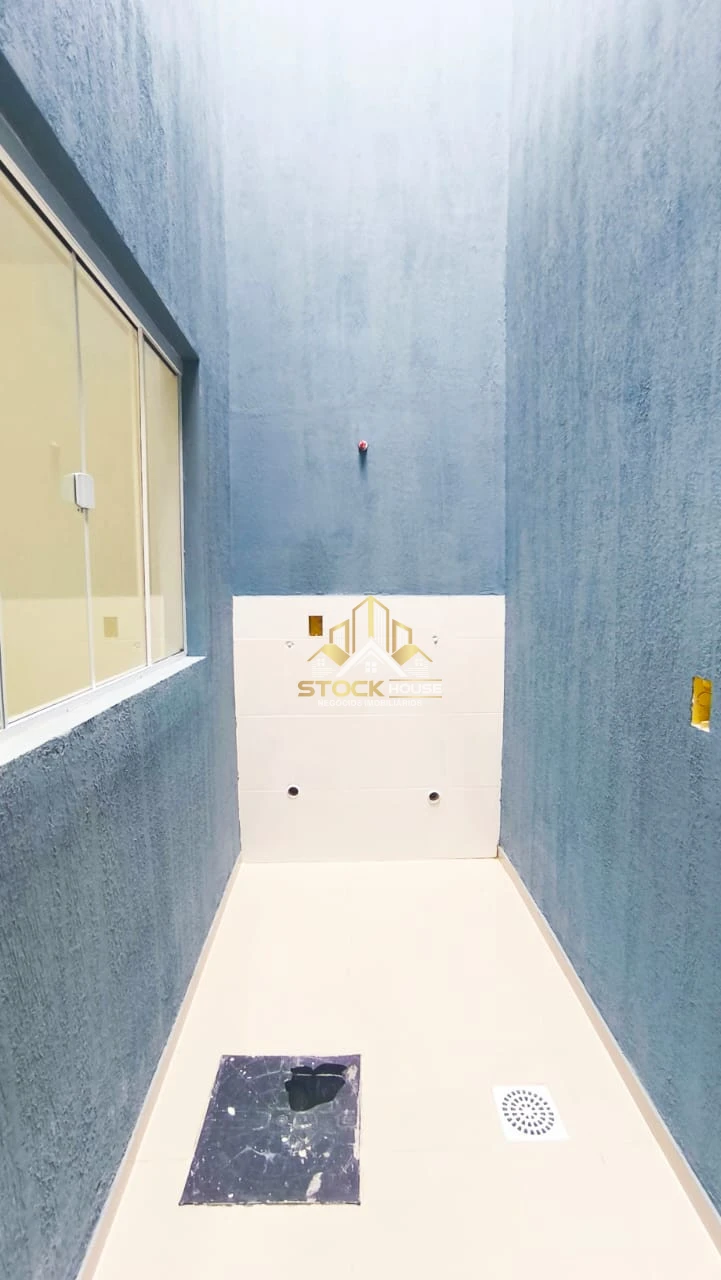 Sobrado geminado na praia