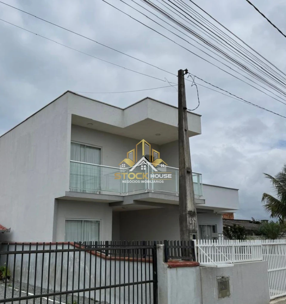 SOBRADO A VENDA NA BARRA DO SUL