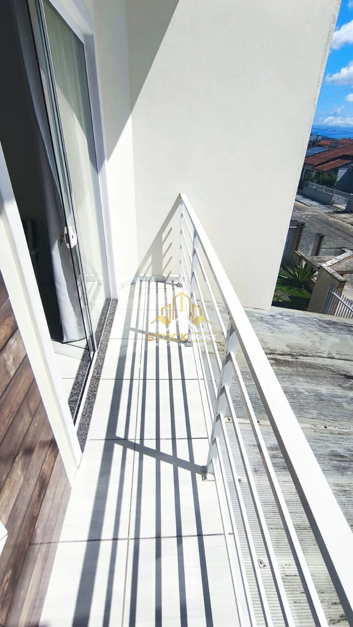 Casa Geminada À Venda Espinheiros Joinville