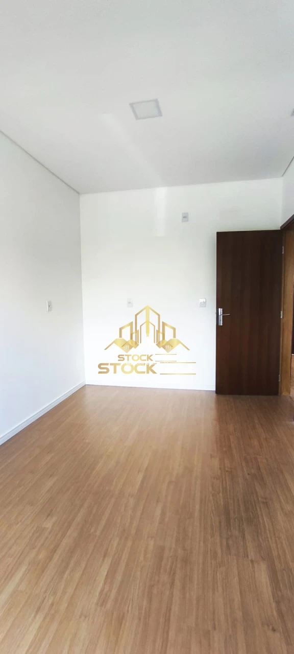 Casa Geminada À Venda Espinheiros Joinville