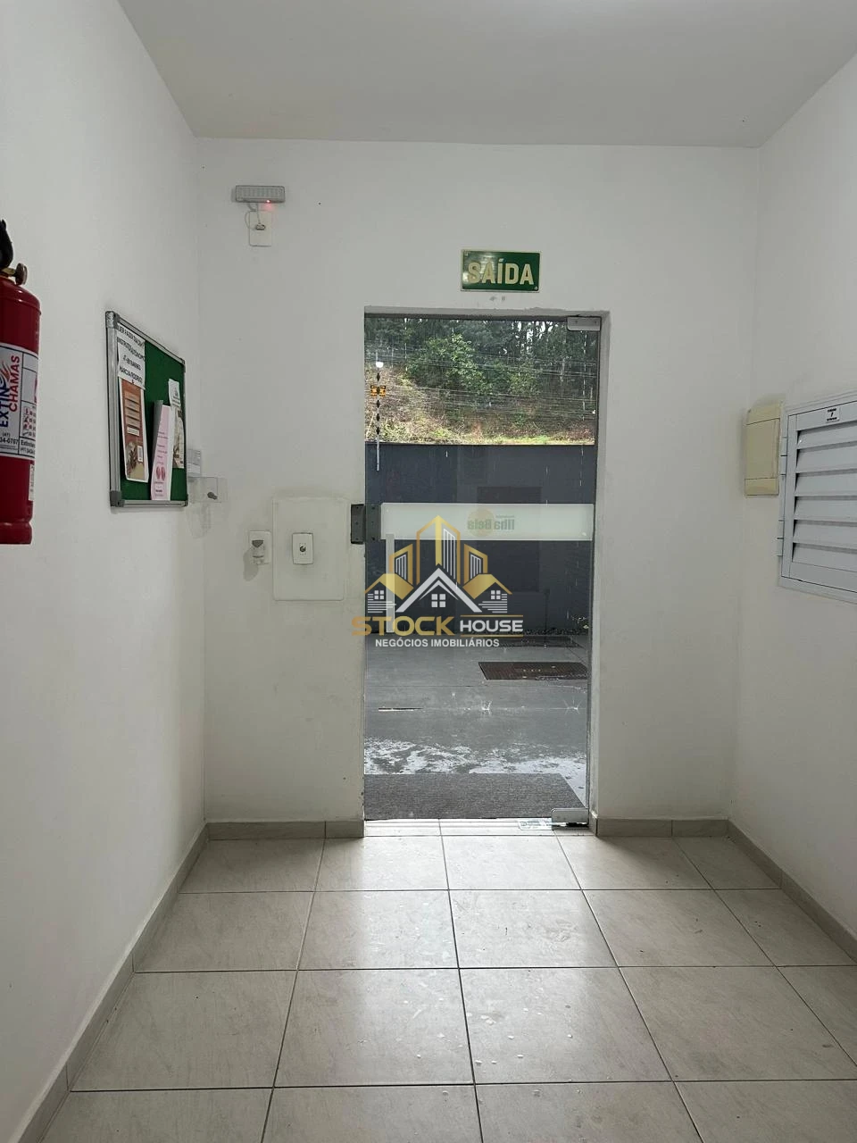 APARTAMENTO COM ELEVADOR