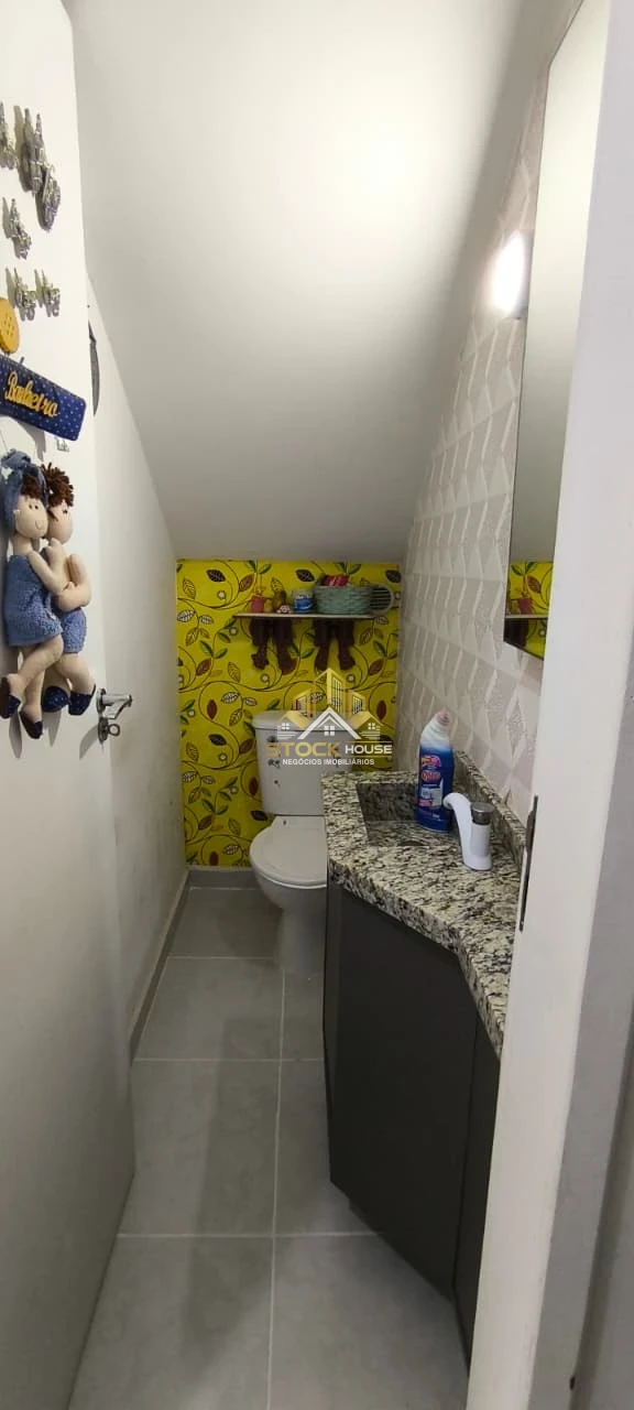 Imagens do imóveis SOBRADO GEMINADO NA ZONA LESTE