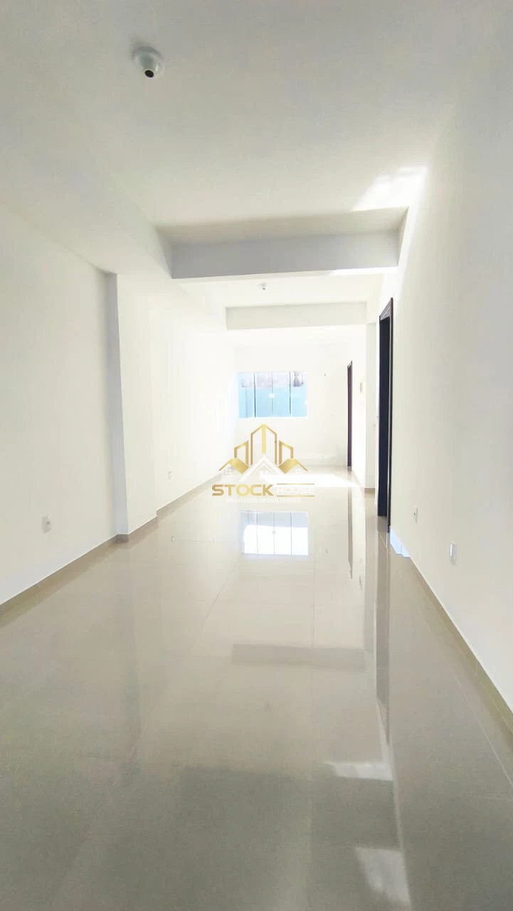 SOBRADO GEMINADO NA PRAIA