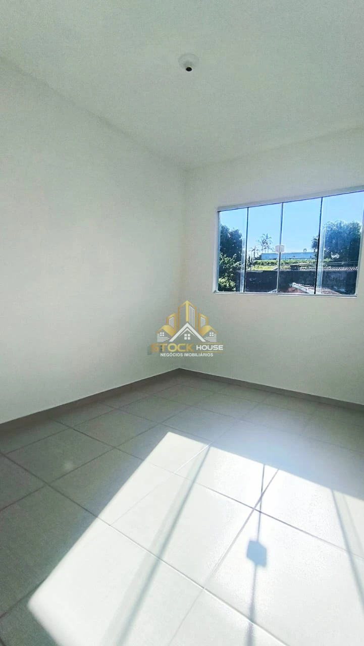 SOBRADO GEMINADO NA PRAIA