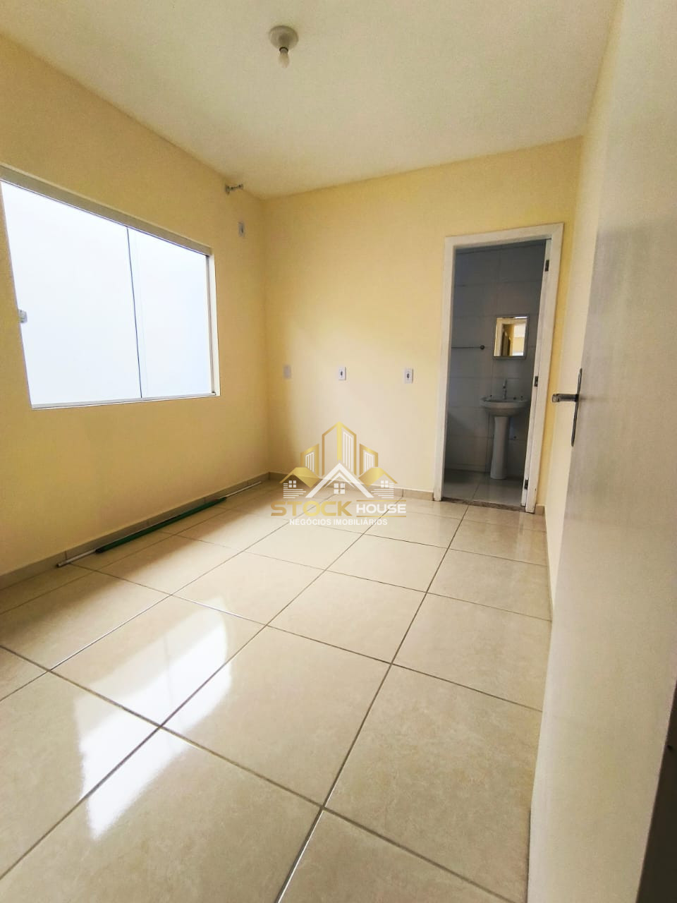 Imagens do imóveis CASA GEMINADA 1 SUÍTE + 1 QUARTO BAIRRO PORTO GRANDE ARAQUARI