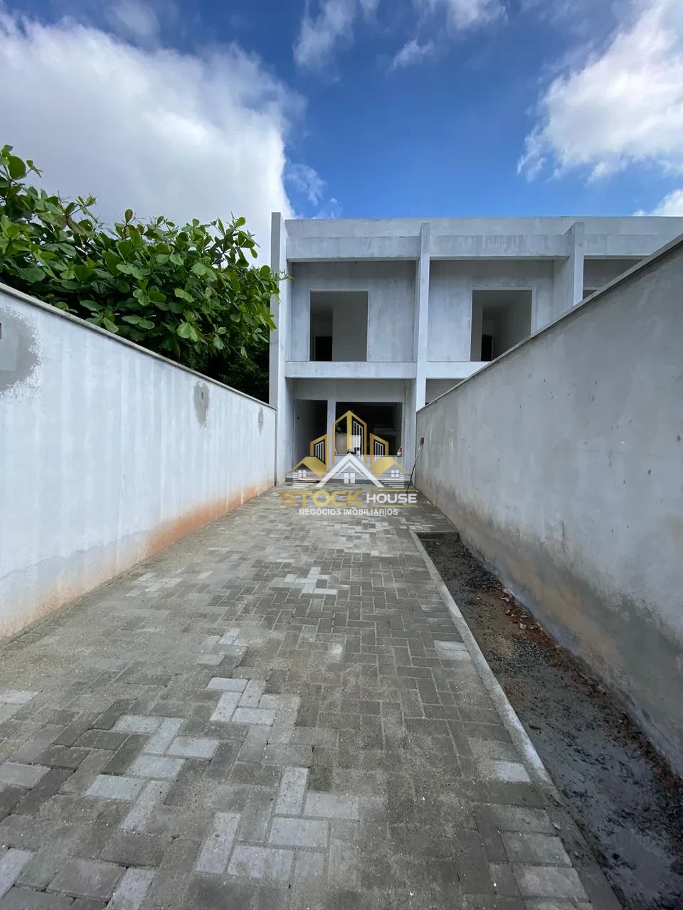 Imagens do imóveis CASA GEMINADA À VENDA FLORESTA JOINVILLE