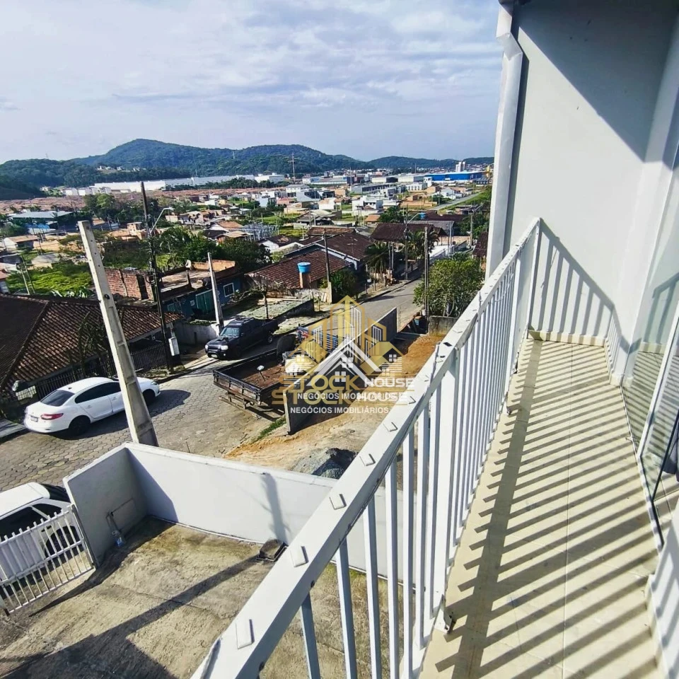 Imagens do imóveis SOBRADO GEMINADO EM ARAQUARI