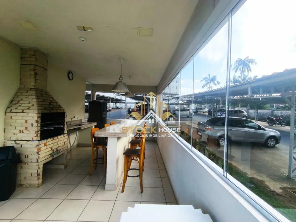 APARTAMENTO NA ZONA SUL