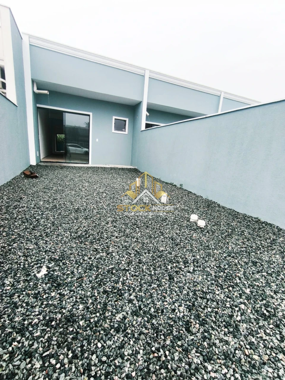 CASA GEMINADA NOVA 1 SUÍTE +1  QUARTO