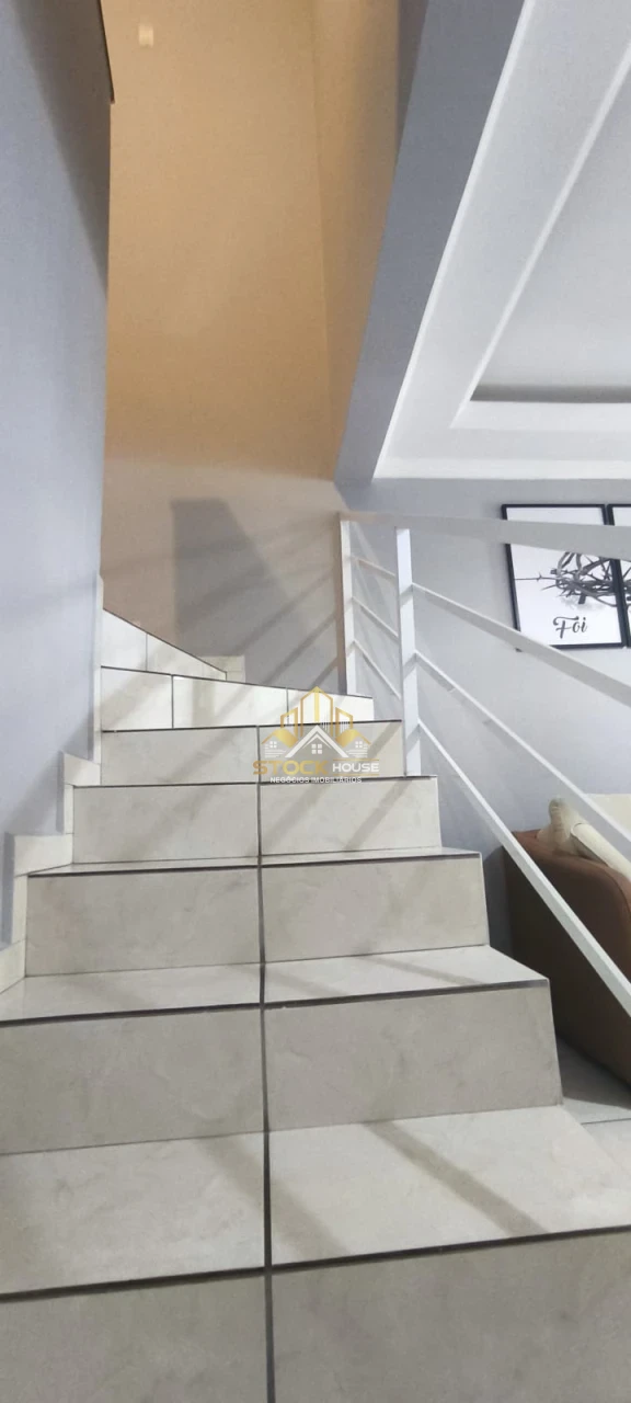 Imagens do imóveis Casa Geminada À Venda Espinheiros Joinville