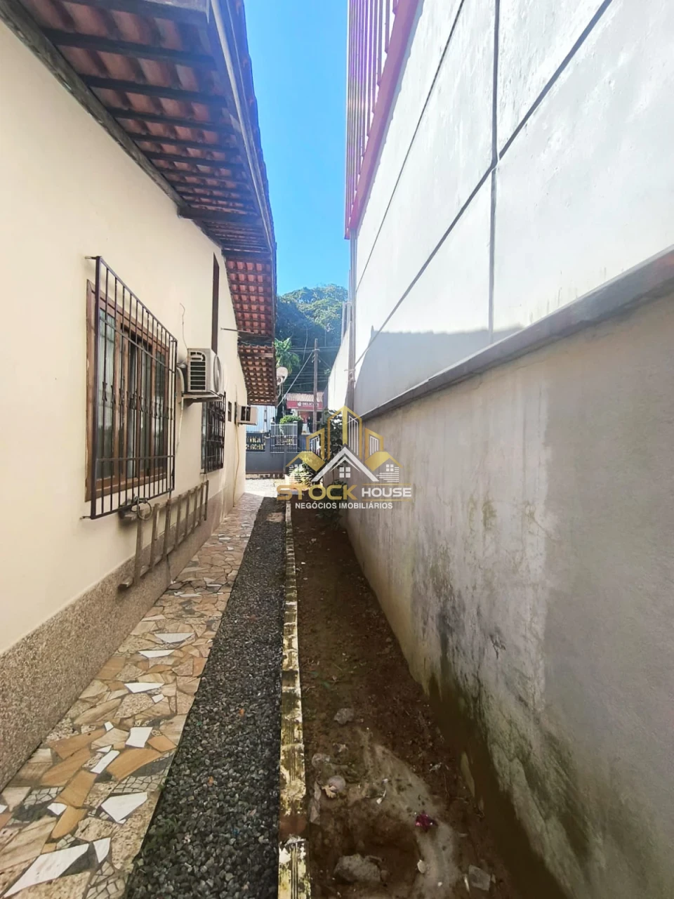 Imagens do imóveis Casa Escriturada Na zona Sul