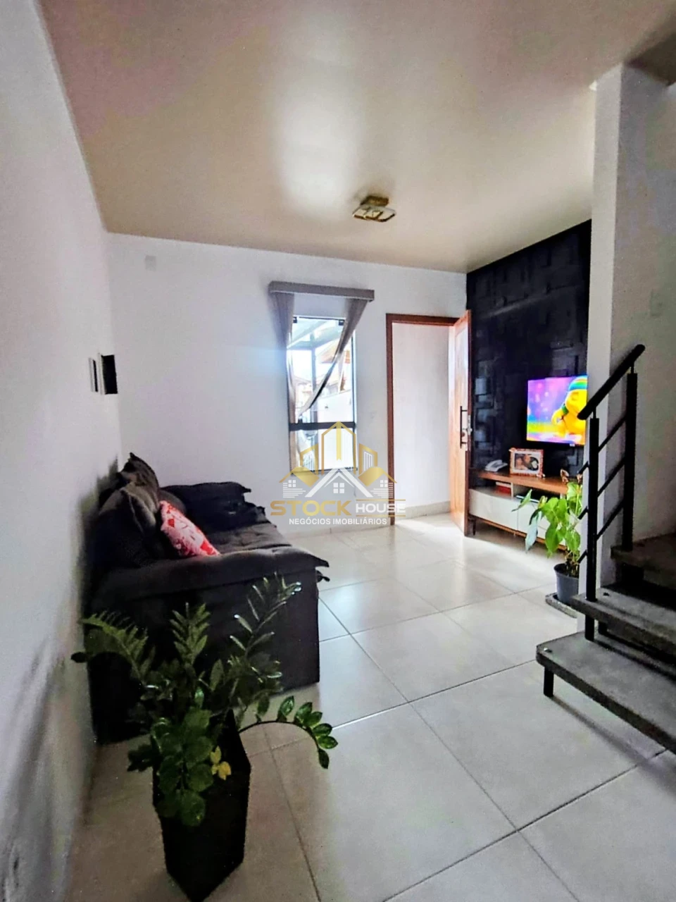 Imagens do imóveis SOBRADO GEMINADO NO PARANAGUAMIRIM