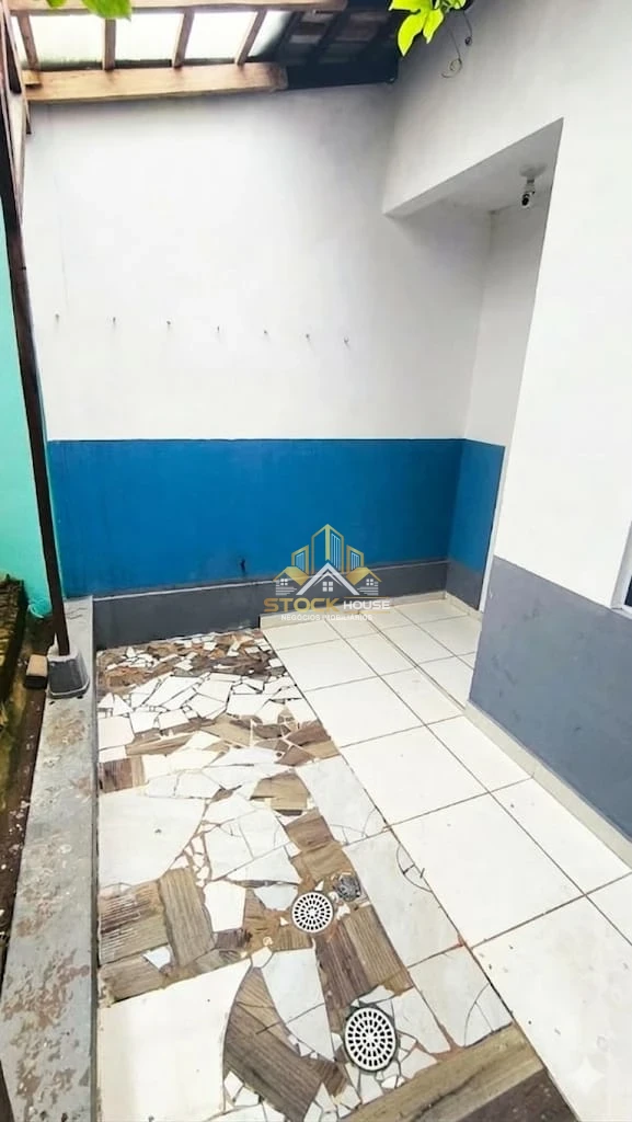 CASA GEMINADA EM ARAQUARI