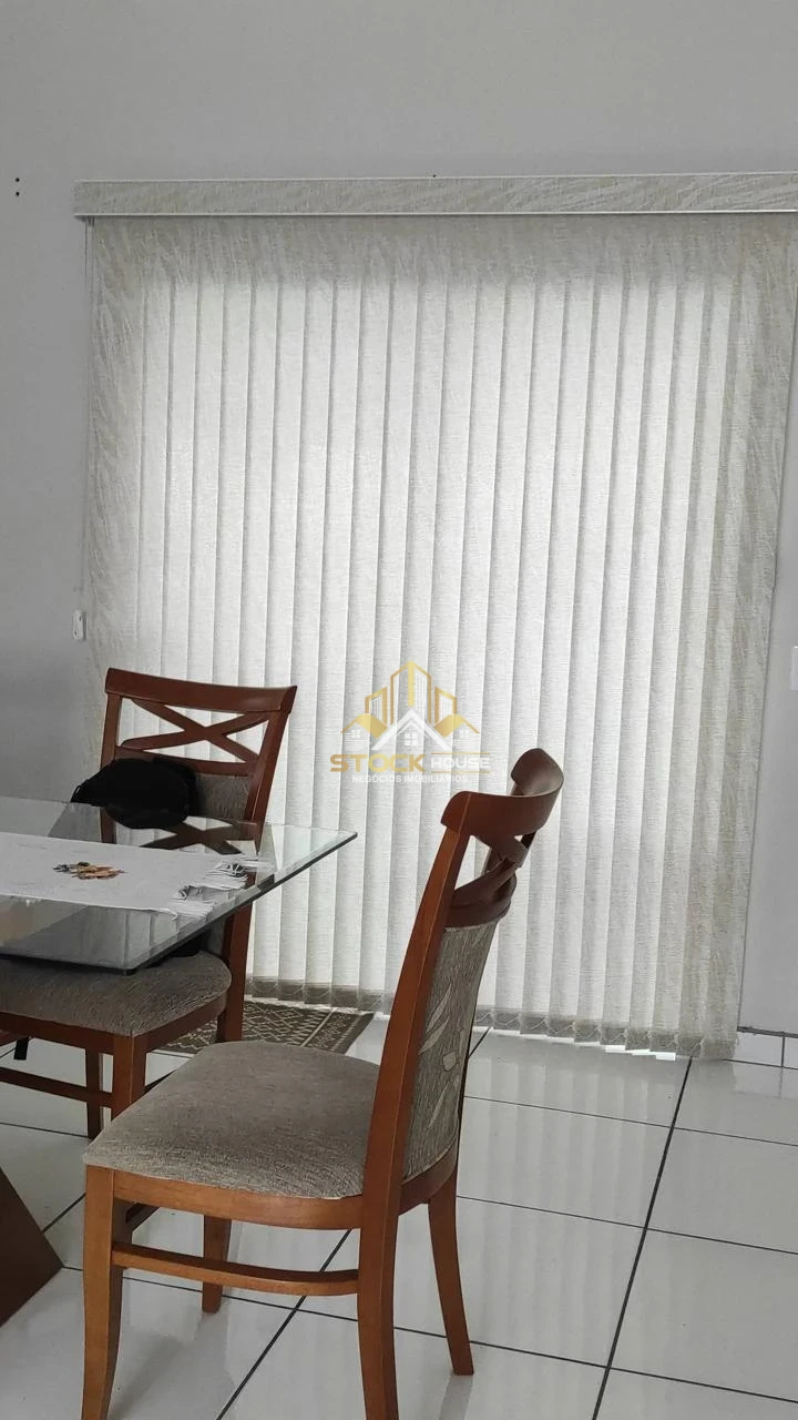 Imagens do imóveis SOBRADO COM 1 SUÍTE + 2 QUARTOS